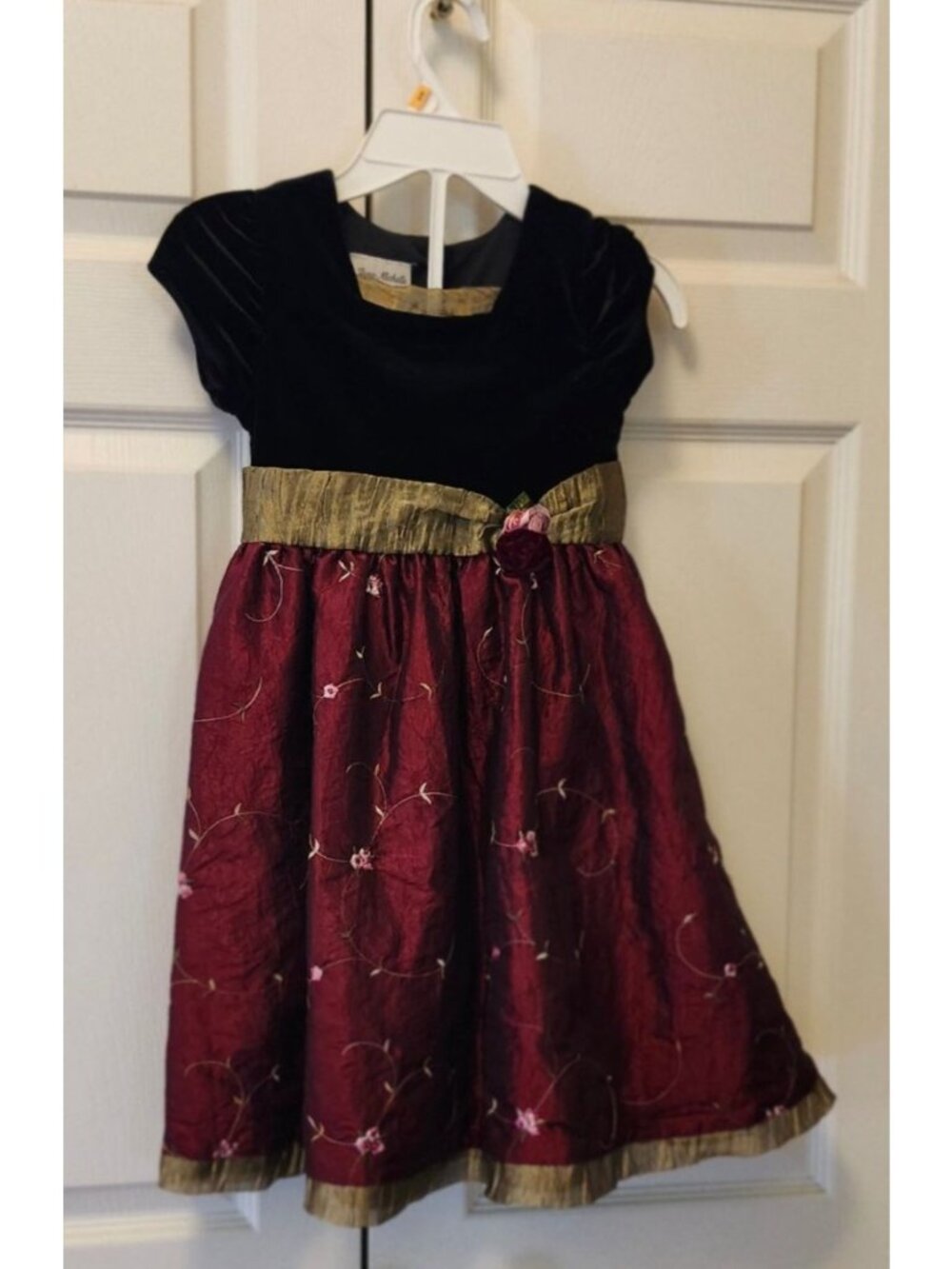 Girl Jona Michelle Black Velour Burgundy Green Winter Holdiay Party Dress Size 4